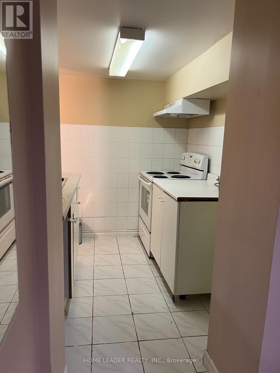 23 Franklin Avenue, Toronto, Ontario  M2N 1B7 - Photo 5 - C12368838