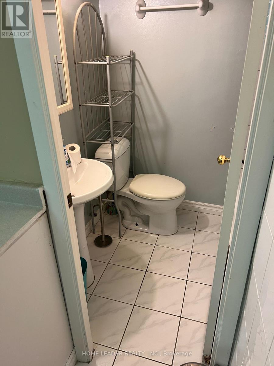 23 Franklin Avenue, Toronto, Ontario  M2N 1B7 - Photo 6 - C12368838