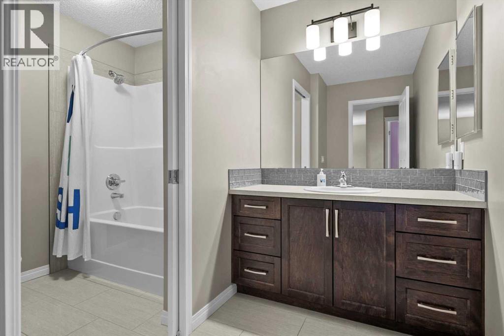 1881 Reunion Terrace Nw, Airdrie, Alberta  T4B 3W5 - Photo 22 - A2244759