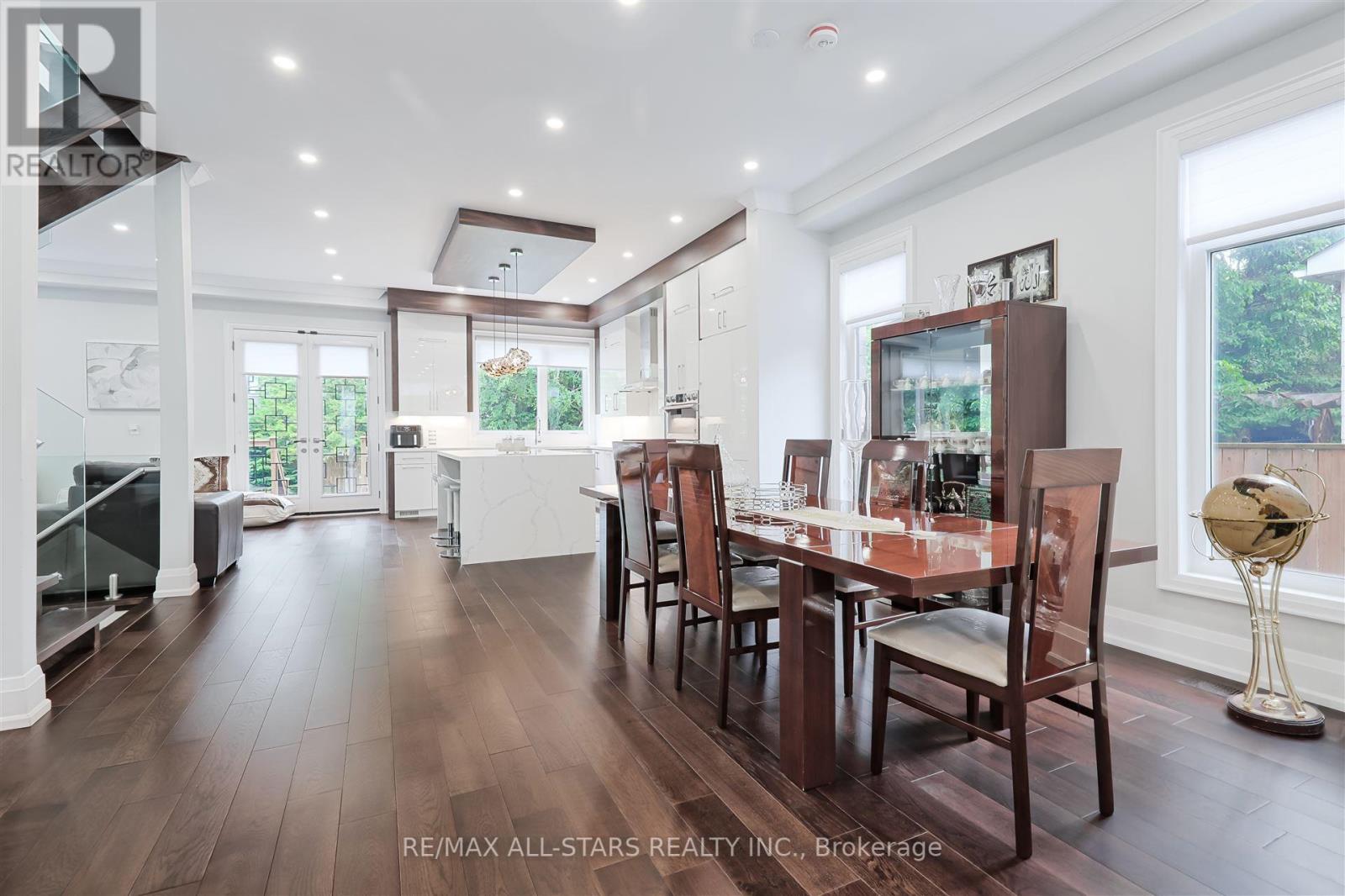 50 Eastville Avenue, Toronto, Ontario  M1M 2N7 - Photo 10 - E12368860