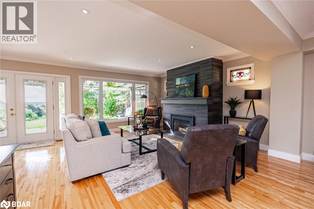 150 Collingwood Street, Barrie, Ontario  L4M 5M3 - Photo 10 - 40763594