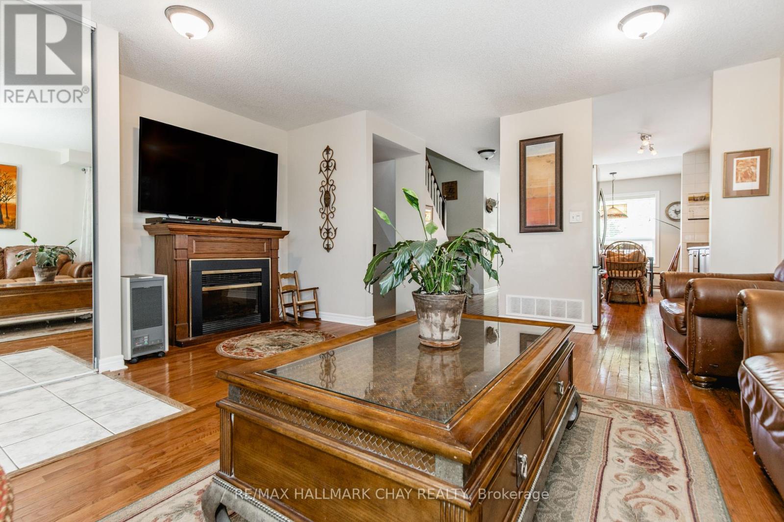 11 - 234 Cundles Road E, Barrie, Ontario  L4M 6L1 - Photo 5 - S12368803