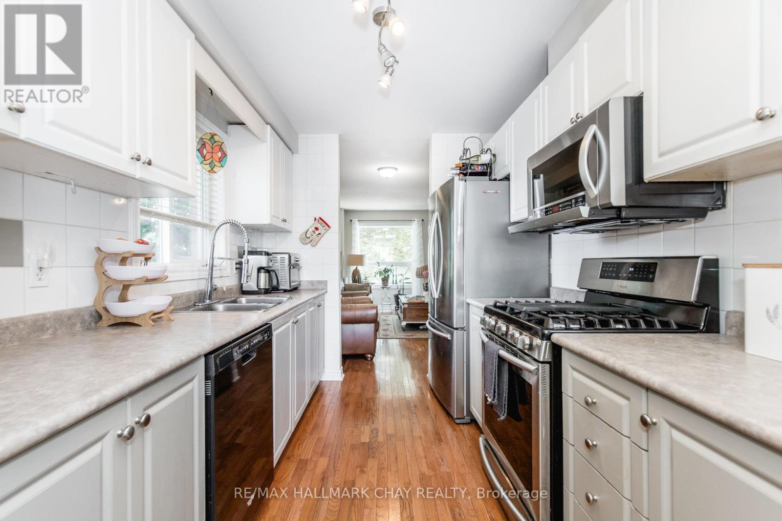11 - 234 Cundles Road E, Barrie, Ontario  L4M 6L1 - Photo 6 - S12368803