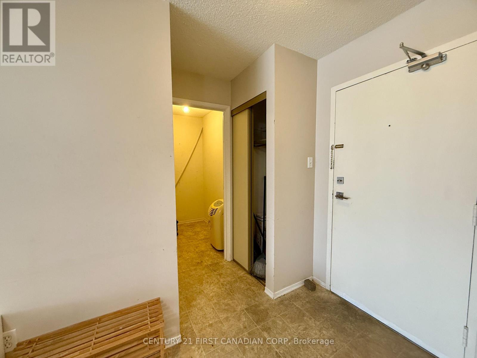 210 - 9 Jacksway Crescent, London North, Ontario  N5X 3T7 - Photo 13 - X12293237