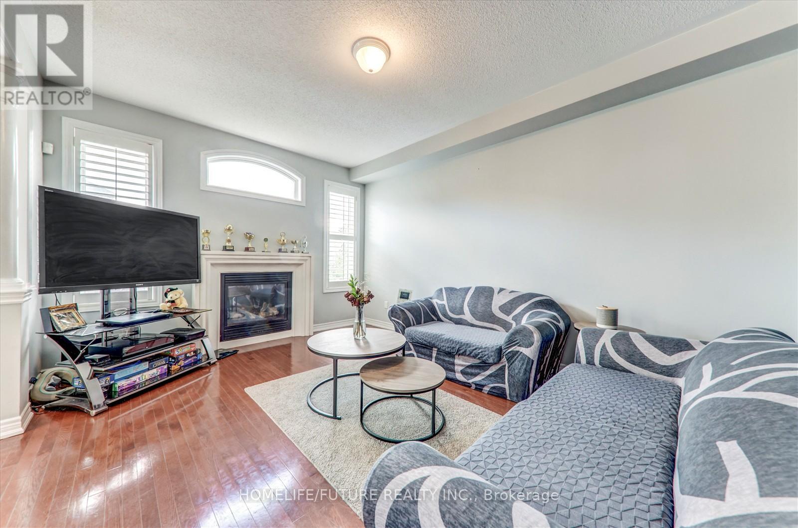 197 Thorndale Road, Brampton, Ontario  L6P 3J2 - Photo 16 - W12368851