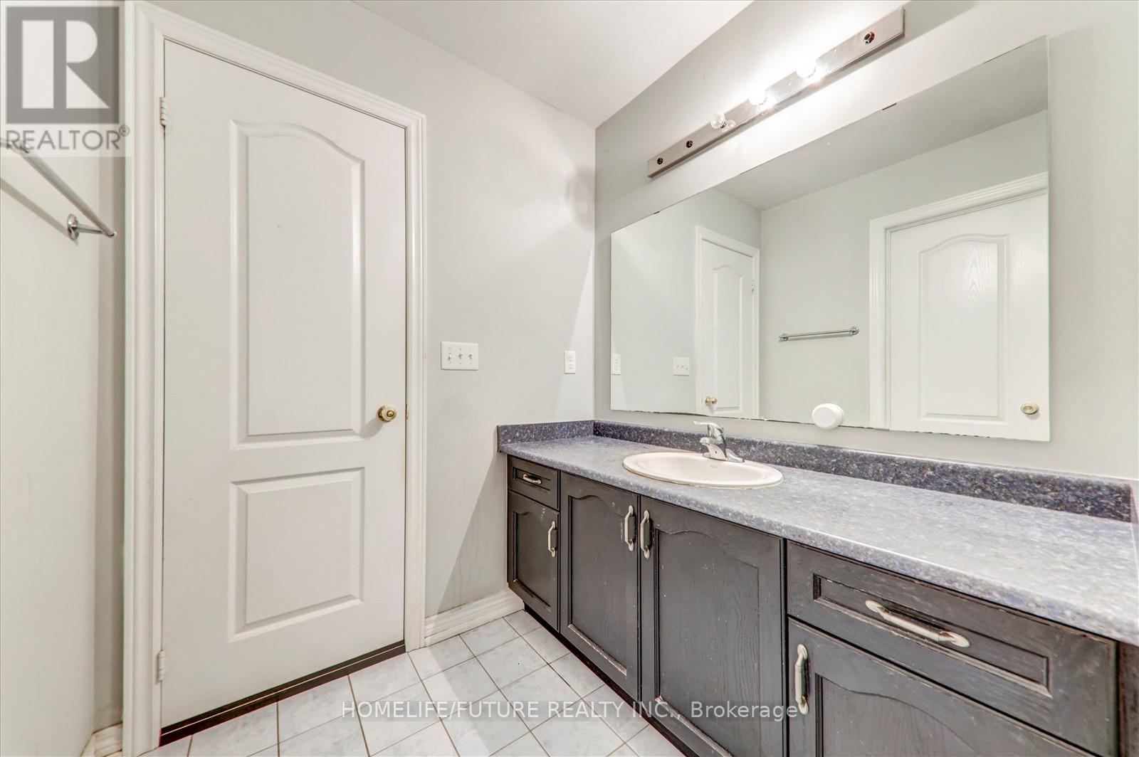 197 Thorndale Road, Brampton, Ontario  L6P 3J2 - Photo 26 - W12368851