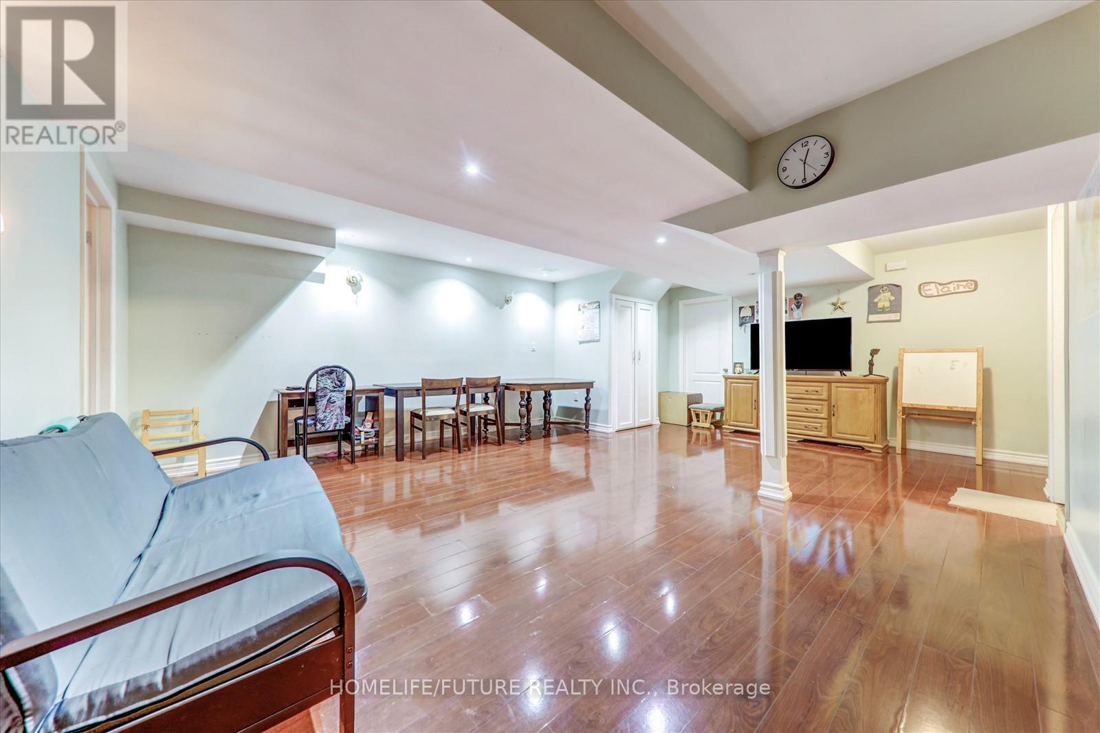197 Thorndale Road, Brampton, Ontario  L6P 3J2 - Photo 36 - W12368851