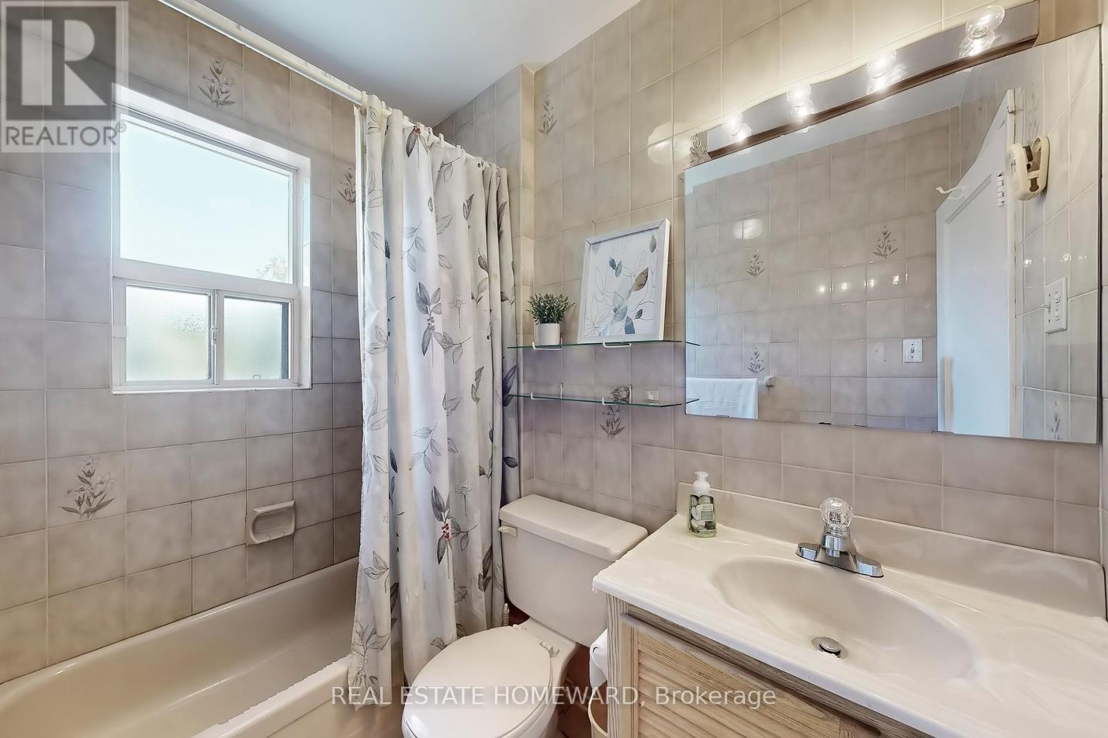 87 Guestville Avenue, Toronto, Ontario  M6N 4N5 - Photo 30 - W12368890