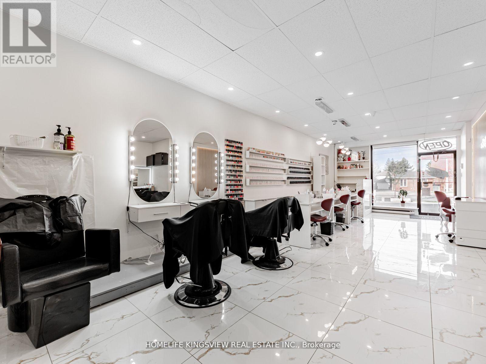 5 - 2965 Islington Avenue, Toronto (Humber Summit), Ontario  M9L 2K8 - Photo 18 - W12368896