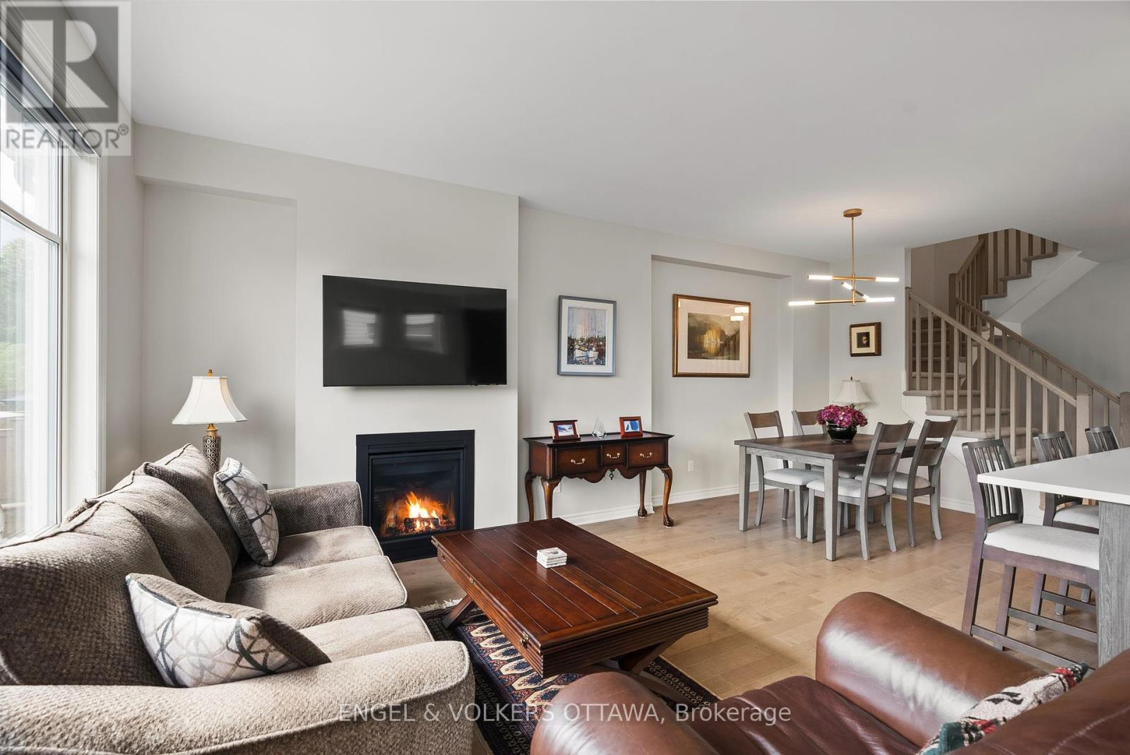 644 Vivera Place, Ottawa, Ontario  K2S 2N1 - Photo 14 - X12368904