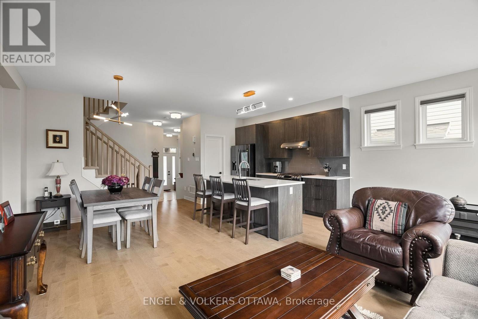 644 Vivera Place, Ottawa, Ontario  K2S 2N1 - Photo 15 - X12368904