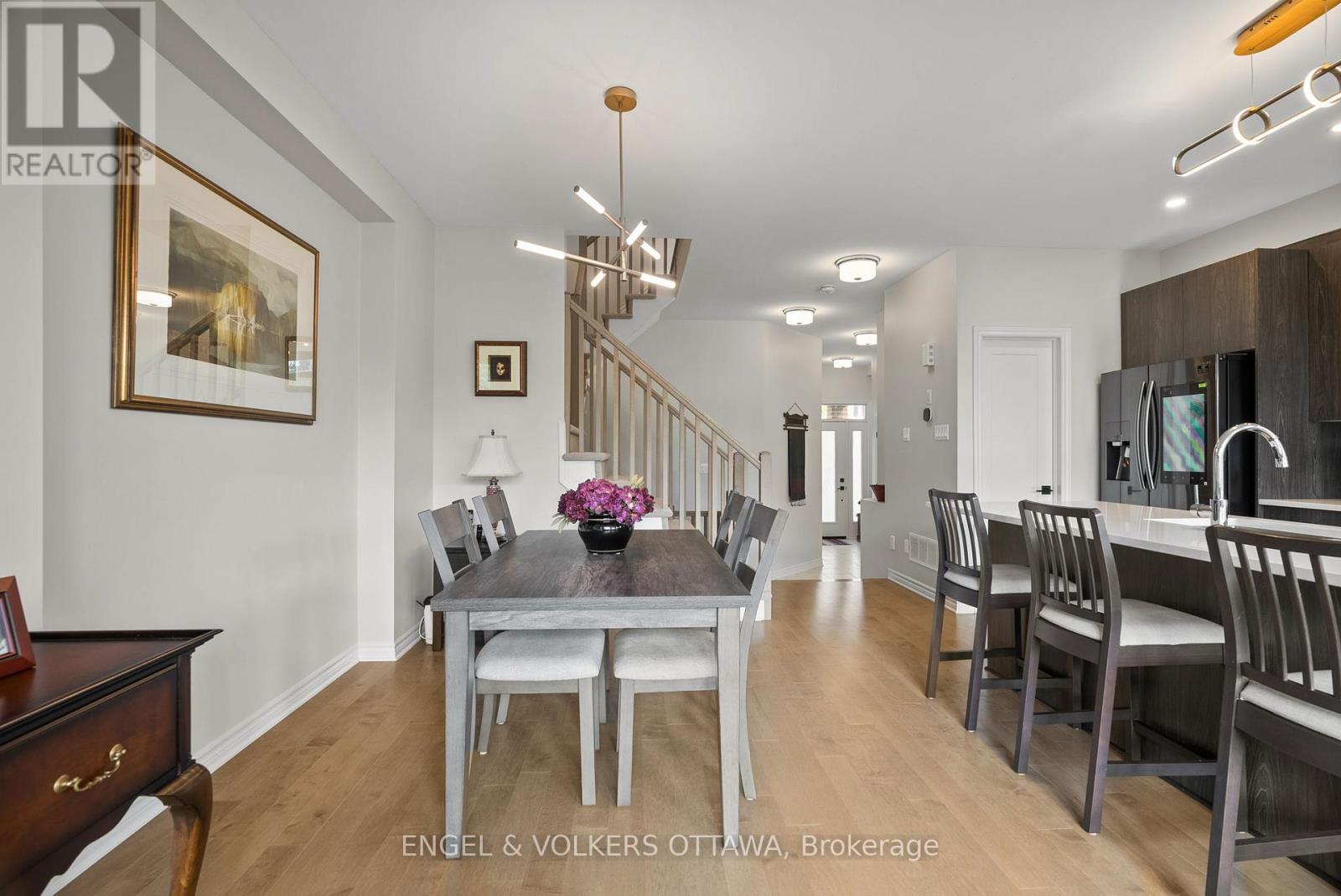 644 Vivera Place, Ottawa, Ontario  K2S 2N1 - Photo 17 - X12368904