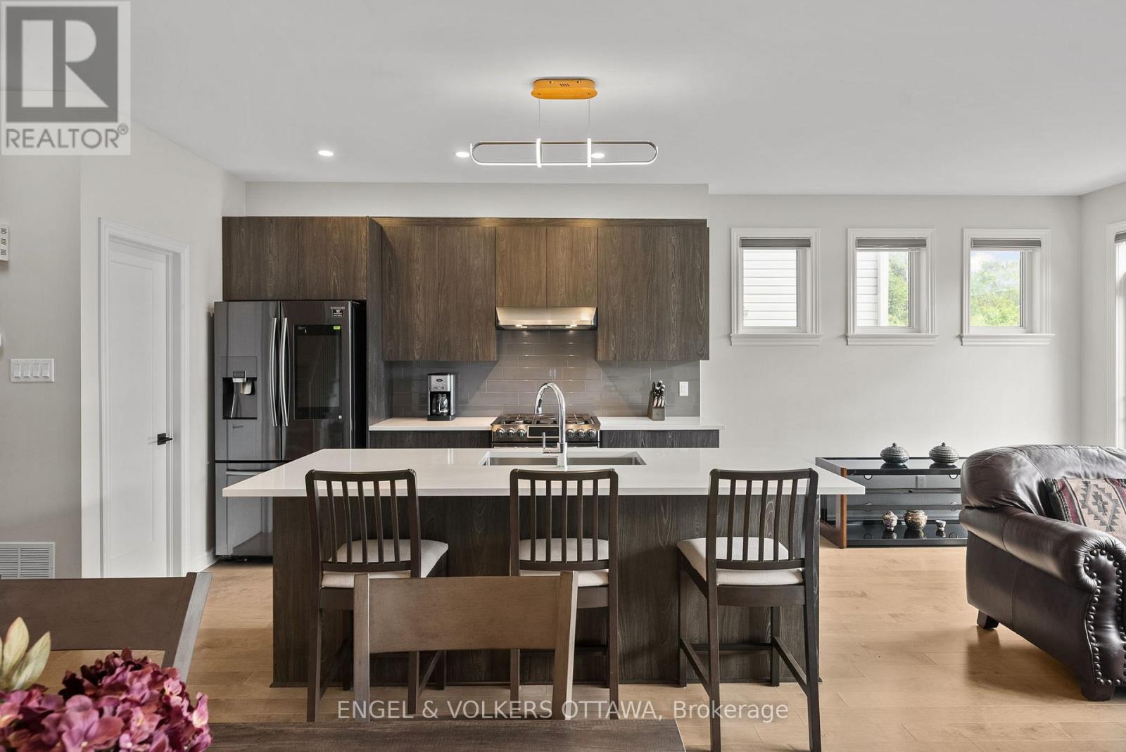644 Vivera Place, Ottawa, Ontario  K2S 2N1 - Photo 18 - X12368904