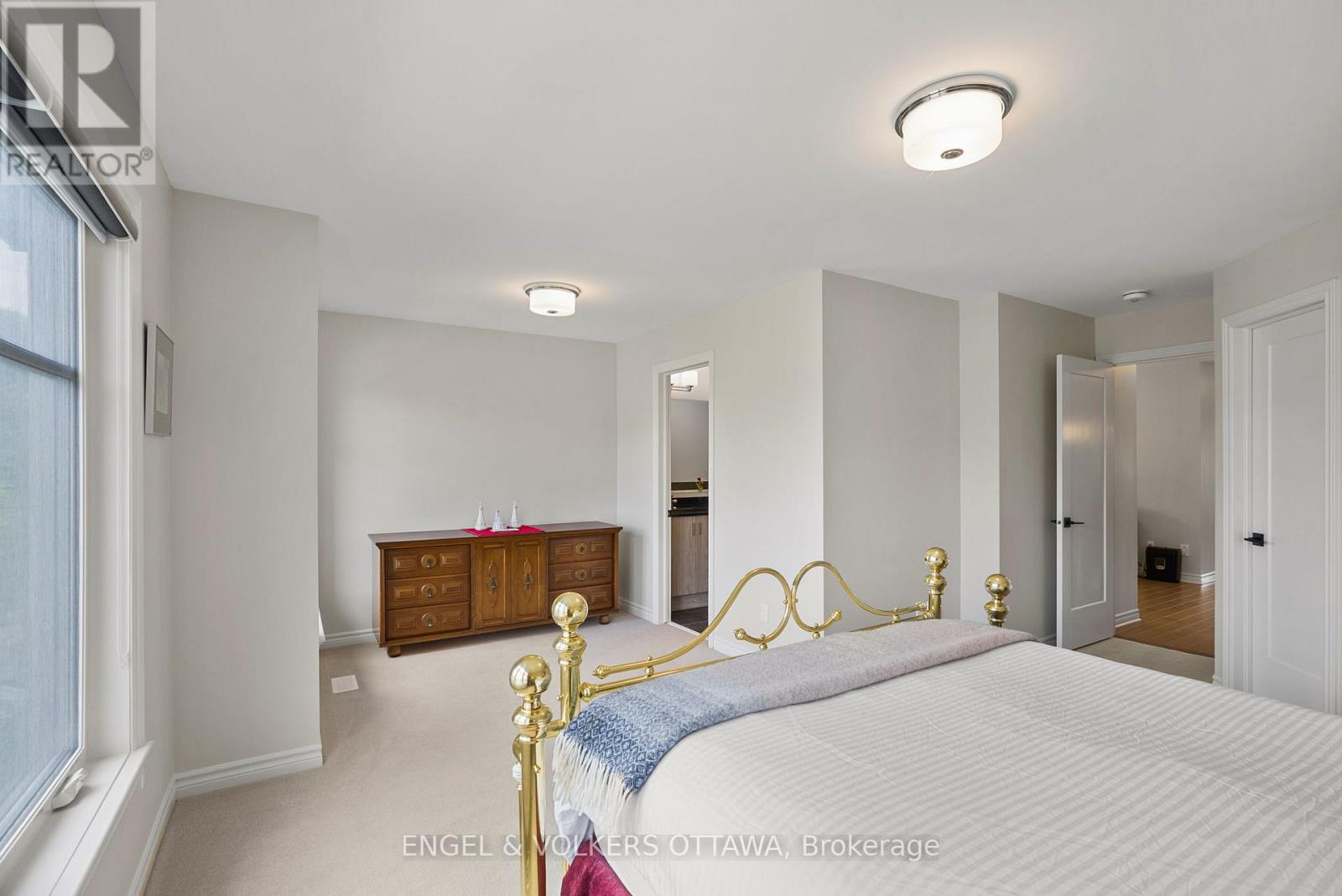 644 Vivera Place, Ottawa, Ontario  K2S 2N1 - Photo 22 - X12368904