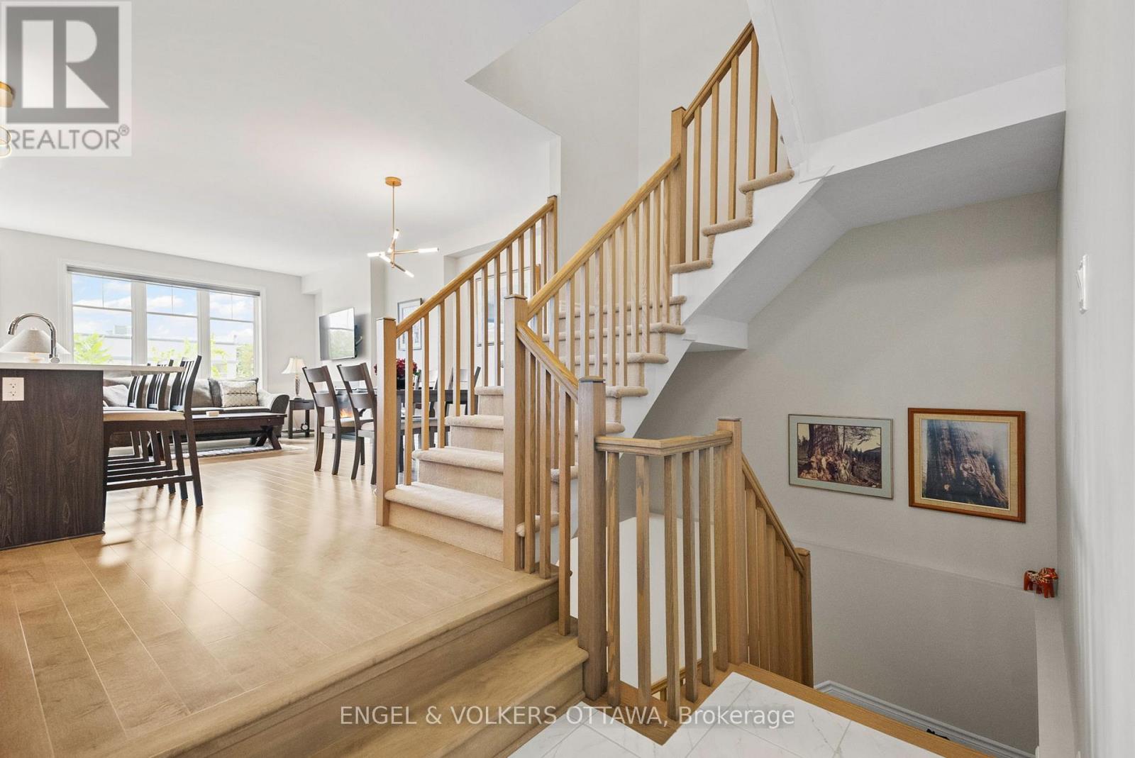 644 Vivera Place, Ottawa, Ontario  K2S 2N1 - Photo 32 - X12368904