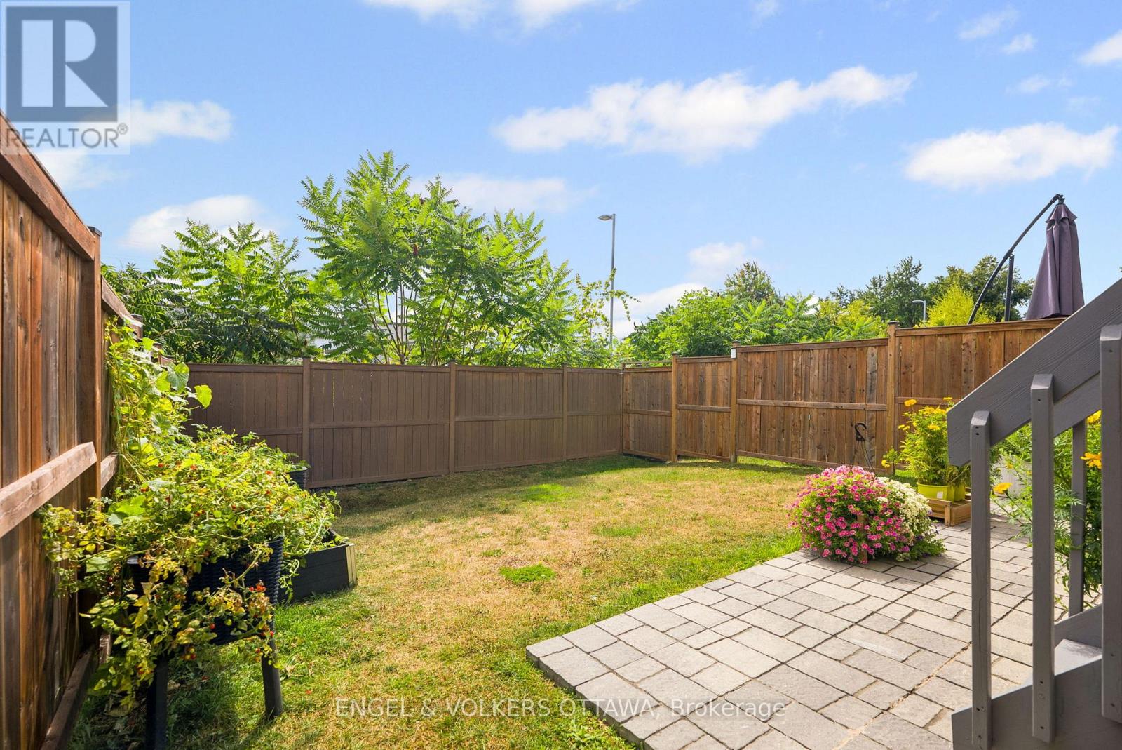 644 Vivera Place, Ottawa, Ontario  K2S 2N1 - Photo 36 - X12368904