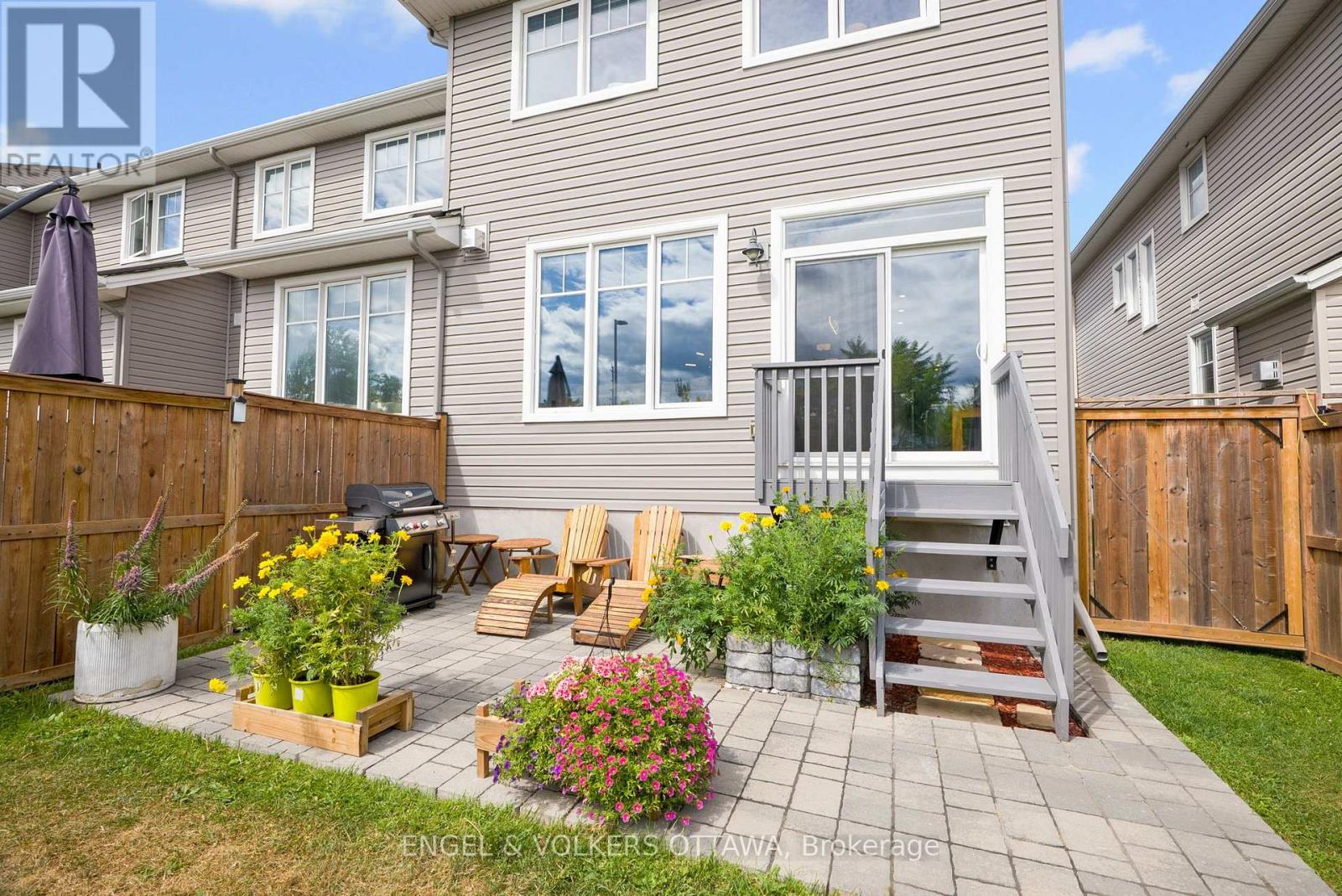 644 Vivera Place, Ottawa, Ontario  K2S 2N1 - Photo 38 - X12368904