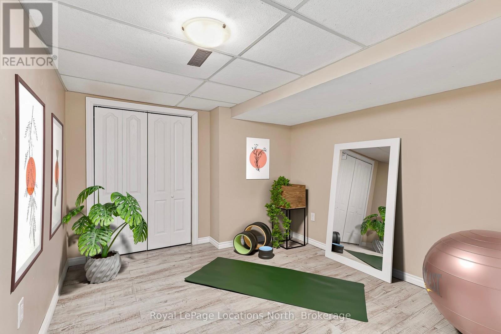 585 Tenth Street, Collingwood, Ontario  L9Y 4K6 - Photo 30 - S12368916