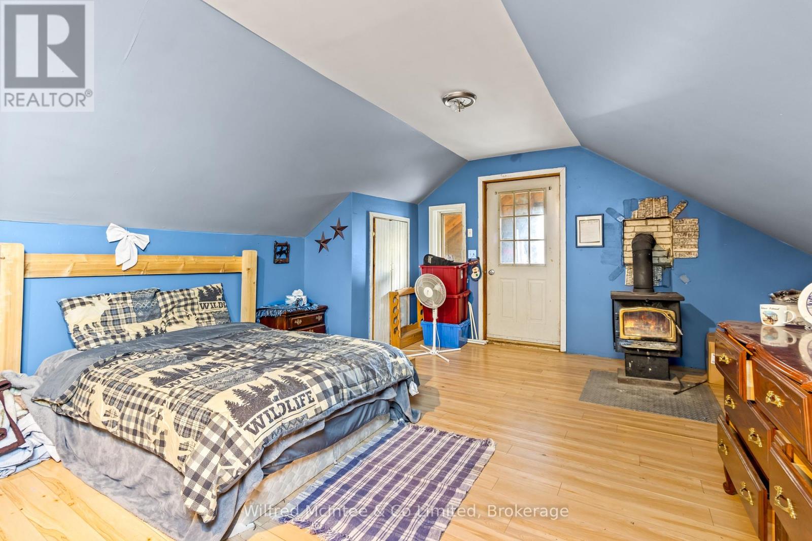 15339 6 Highway, Assiginack, Ontario  P0P 1N0 - Photo 15 - X12368935