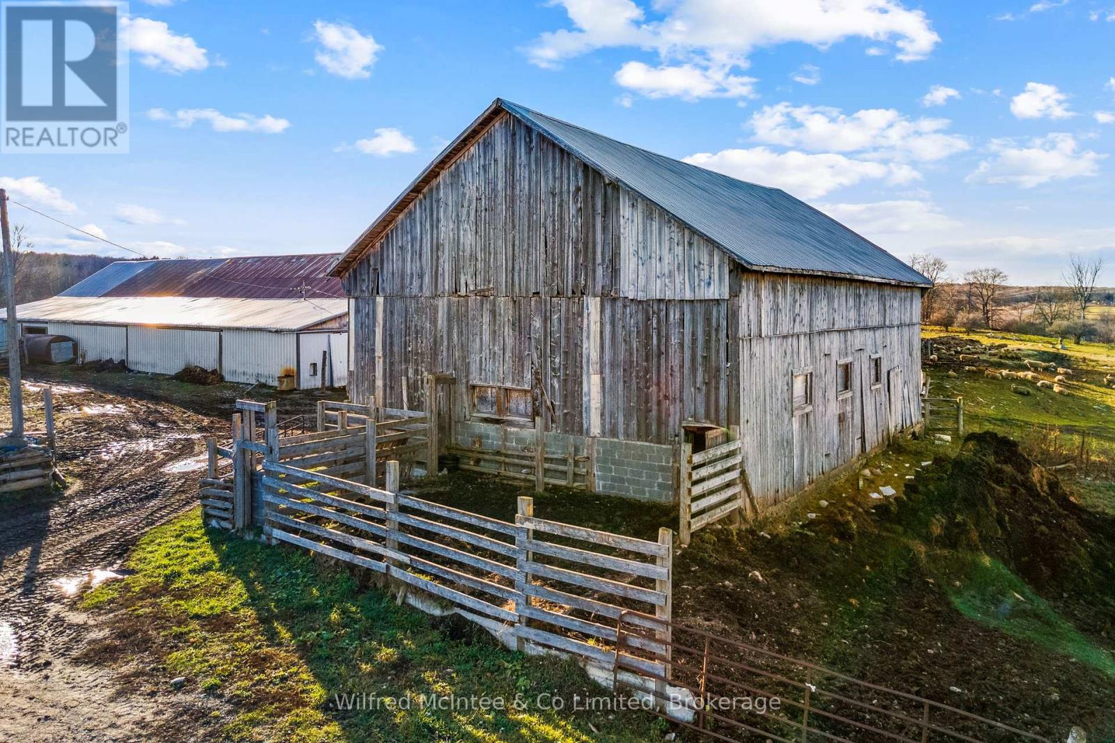 15339 6 Highway, Assiginack, Ontario  P0P 1N0 - Photo 26 - X12368935