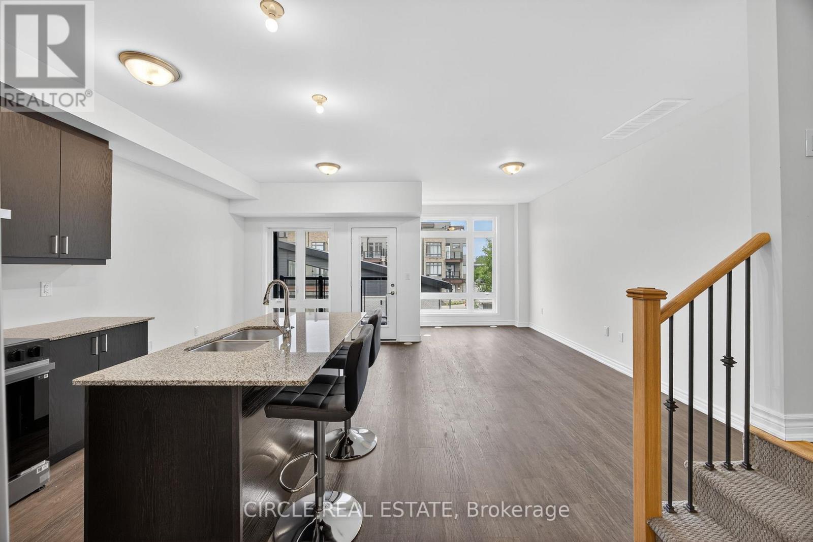 6 Wyn Wood Lane, Orillia, Ontario  L3V 8P6 - Photo 10 - S12359410