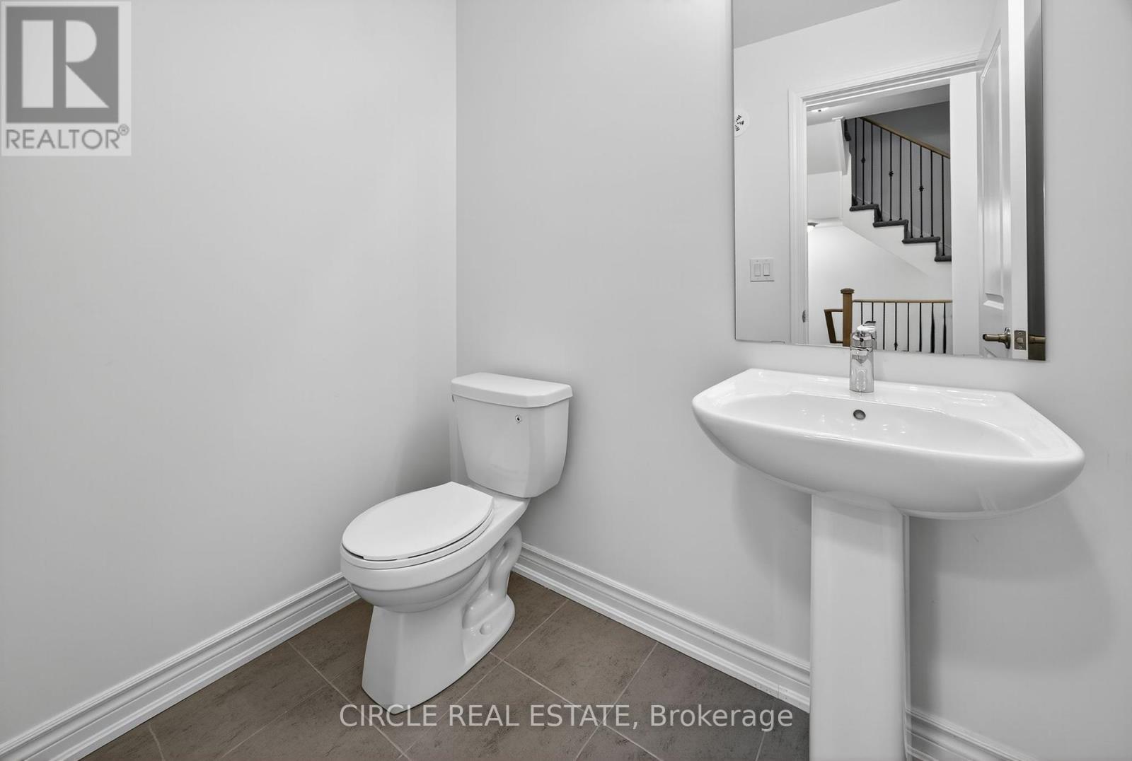 6 Wyn Wood Lane, Orillia, Ontario  L3V 8P6 - Photo 15 - S12359410