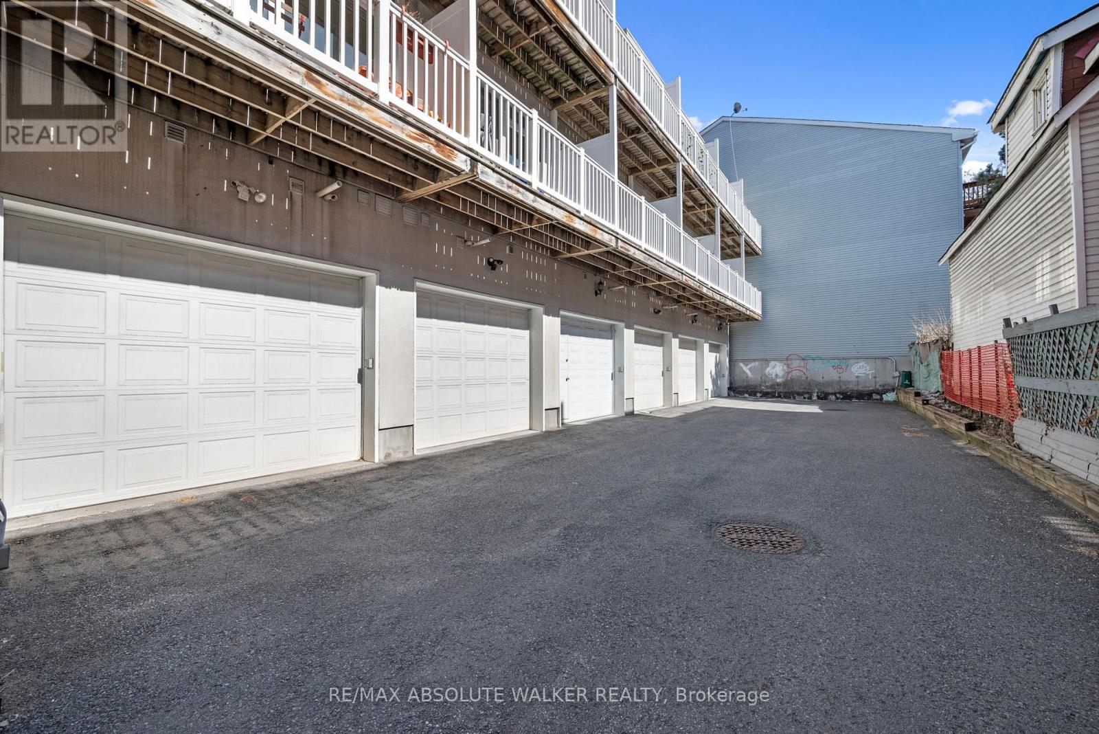 286 Cambridge Street N, Ottawa, Ontario  K1R 0B4 - Photo 32 - X12127596