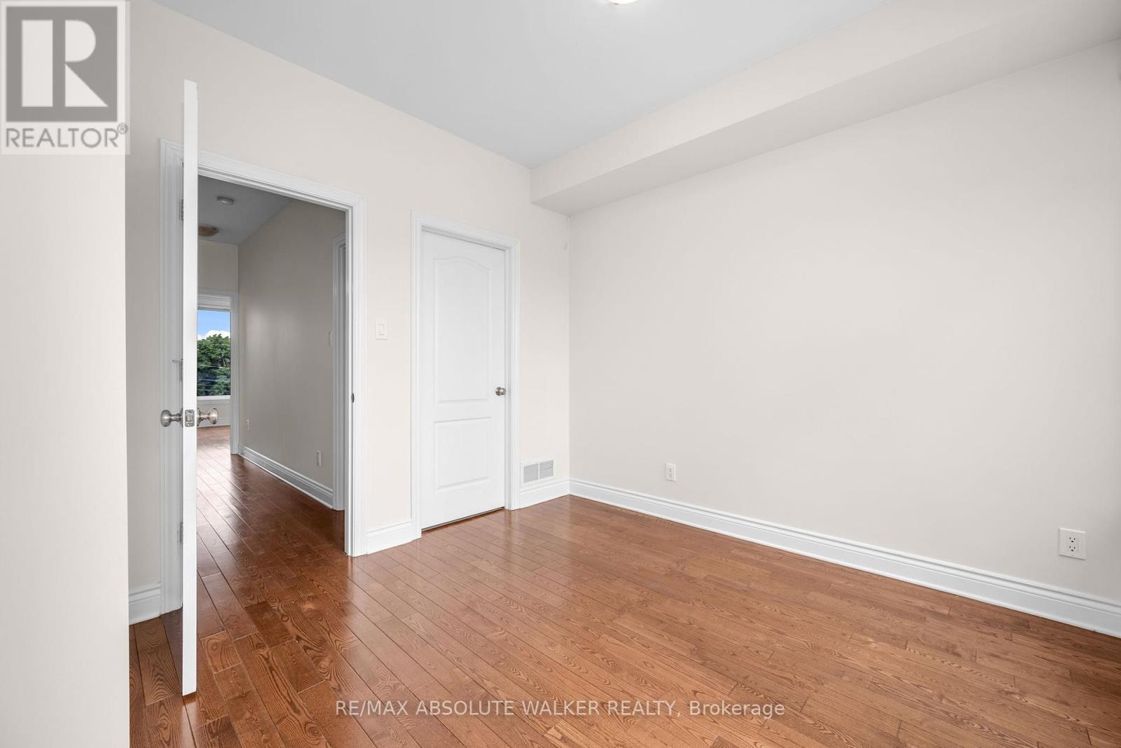 286 Cambridge Street N, Ottawa, Ontario  K1R 0B4 - Photo 28 - X12127596