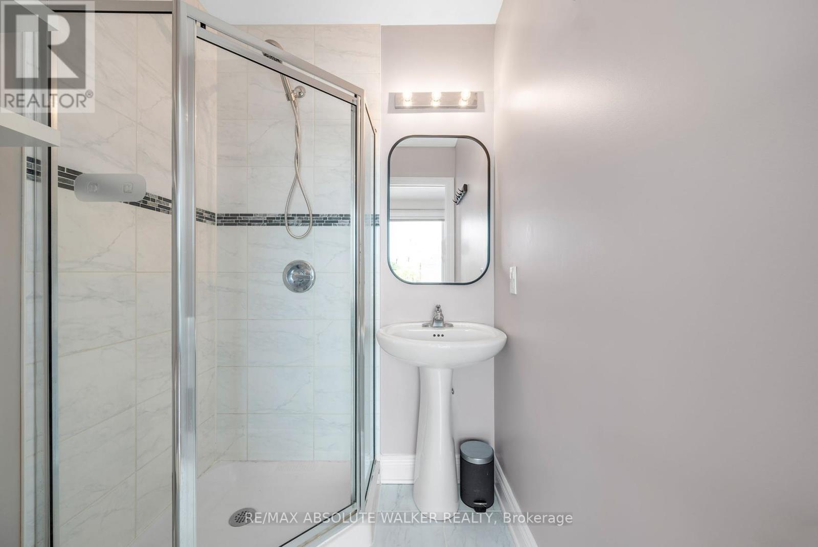 286 Cambridge Street N, Ottawa, Ontario  K1R 0B4 - Photo 30 - X12127596