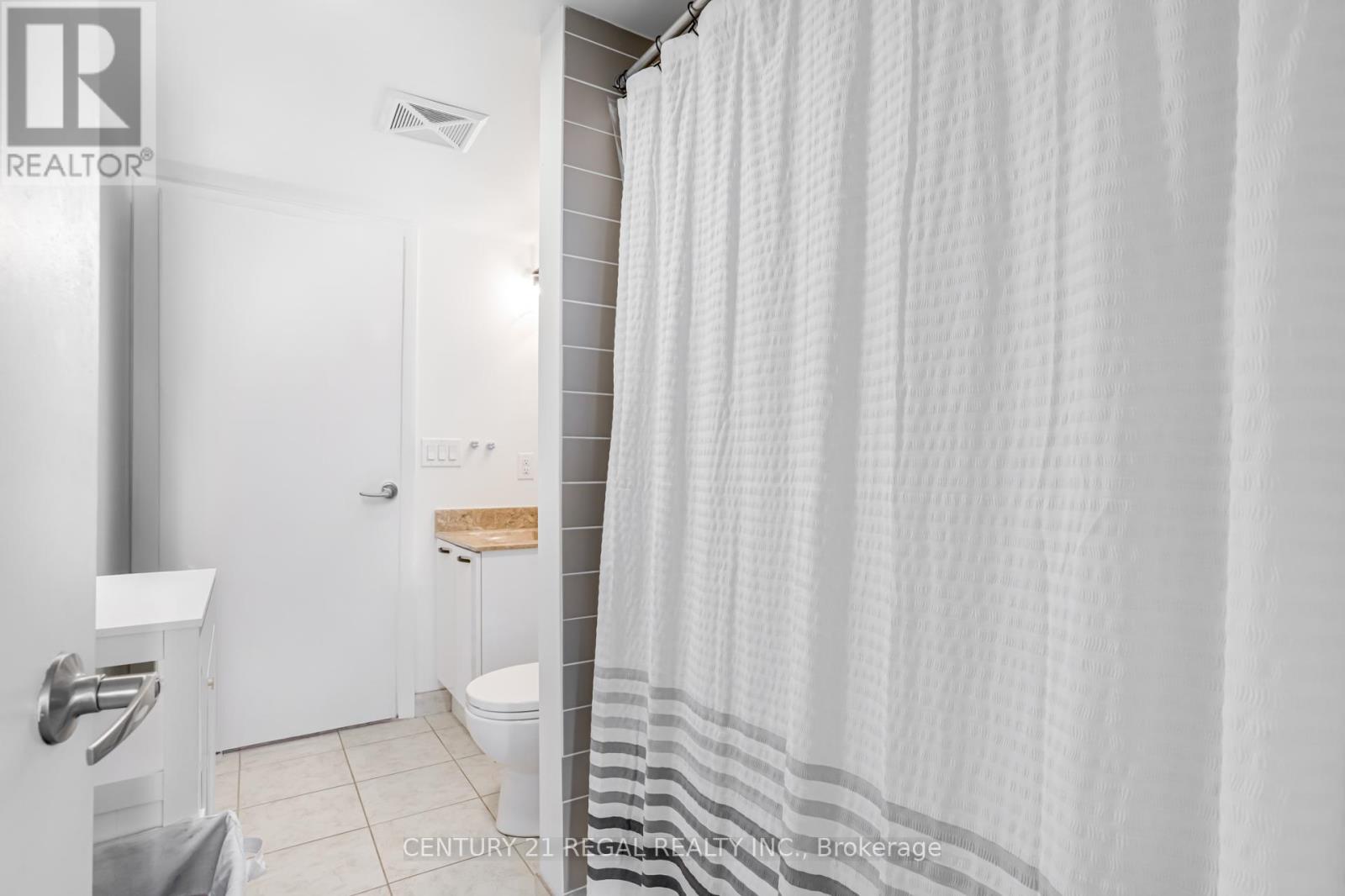 1411 - 38 Joe Shuster Way, Toronto, Ontario  M6K 0A5 - Photo 12 - C12365702