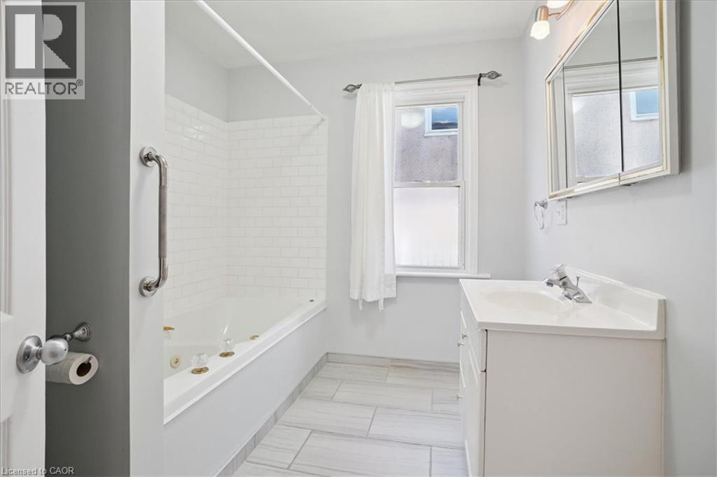 45 Cady Street, Welland, Ontario  L3B 4B7 - Photo 20 - 40764379