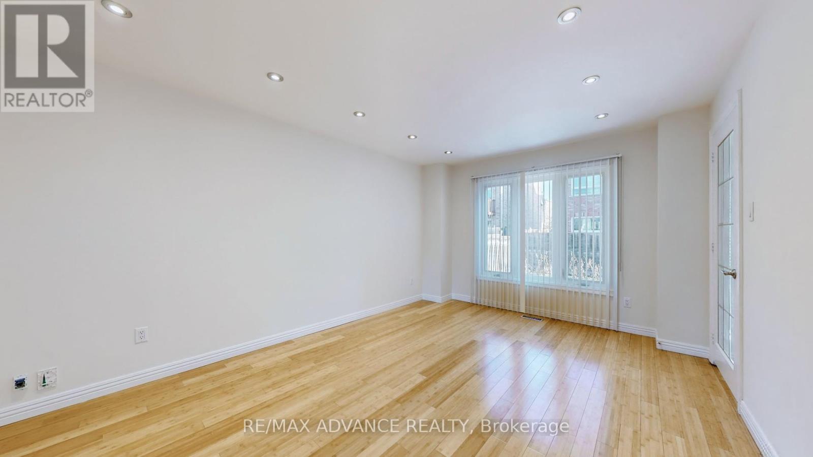Upper - 49 Havenview Road, Toronto, Ontario  M1S 3A4 - Photo 12 - E12368921