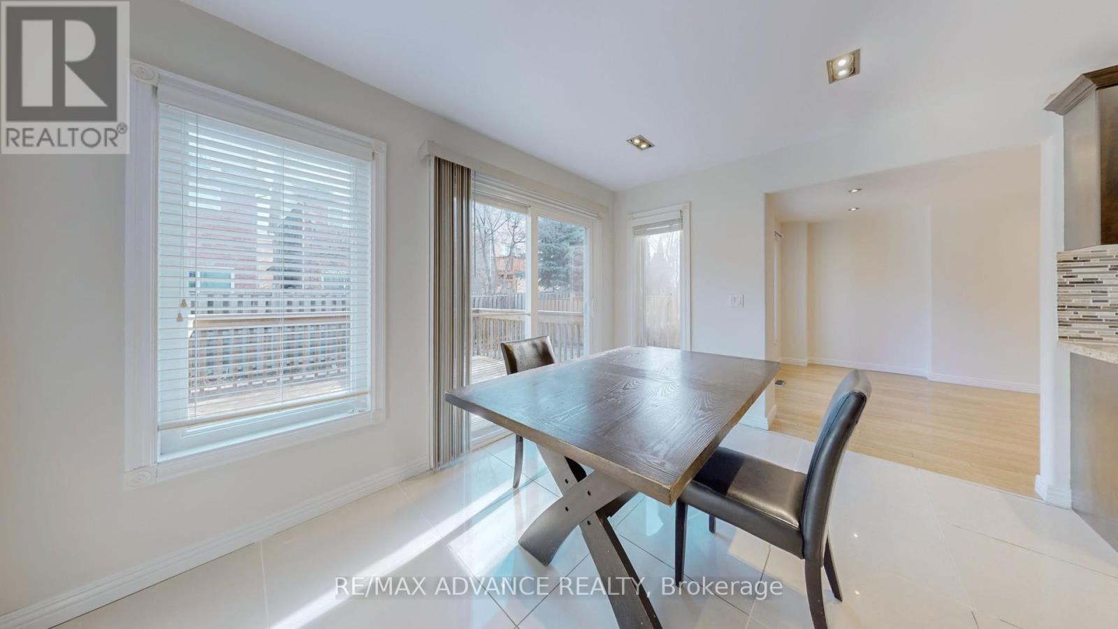 Upper - 49 Havenview Road, Toronto, Ontario  M1S 3A4 - Photo 16 - E12368921