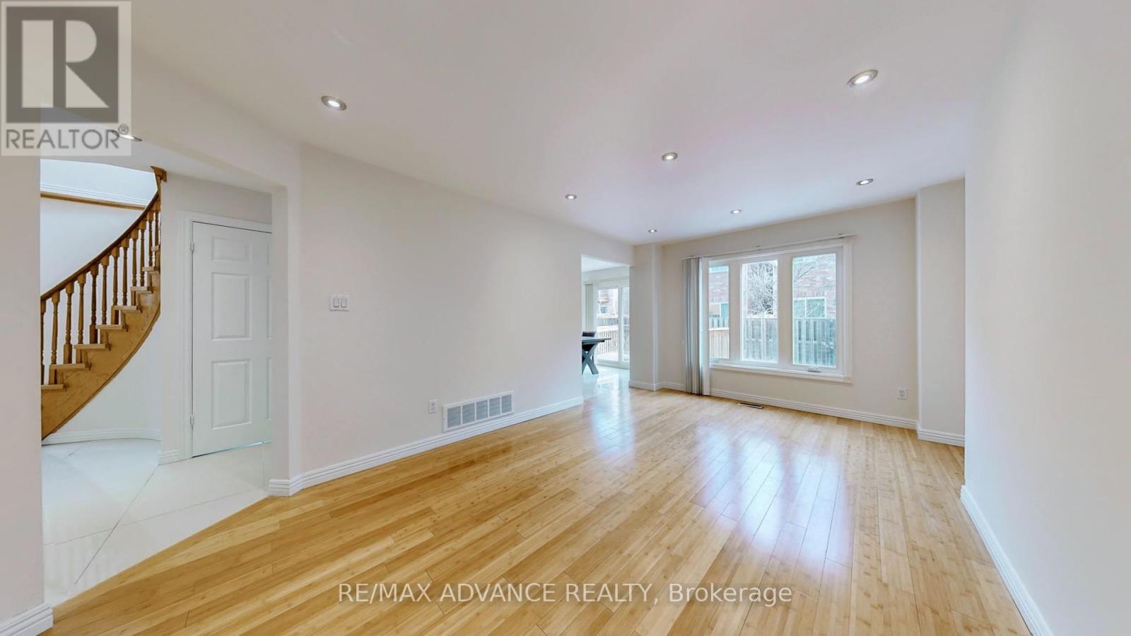 Upper - 49 Havenview Road, Toronto, Ontario  M1S 3A4 - Photo 22 - E12368921