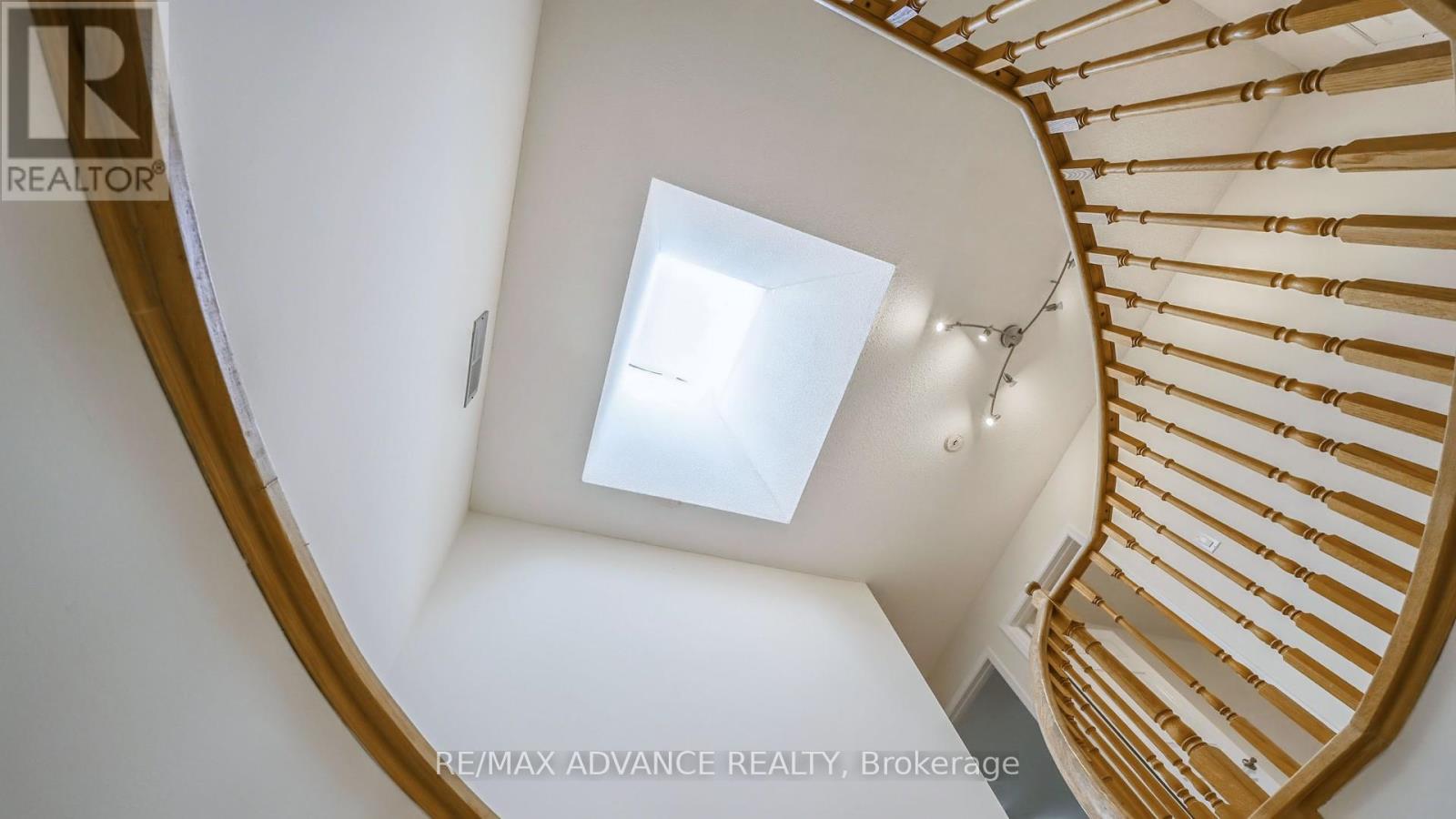 Upper - 49 Havenview Road, Toronto, Ontario  M1S 3A4 - Photo 26 - E12368921