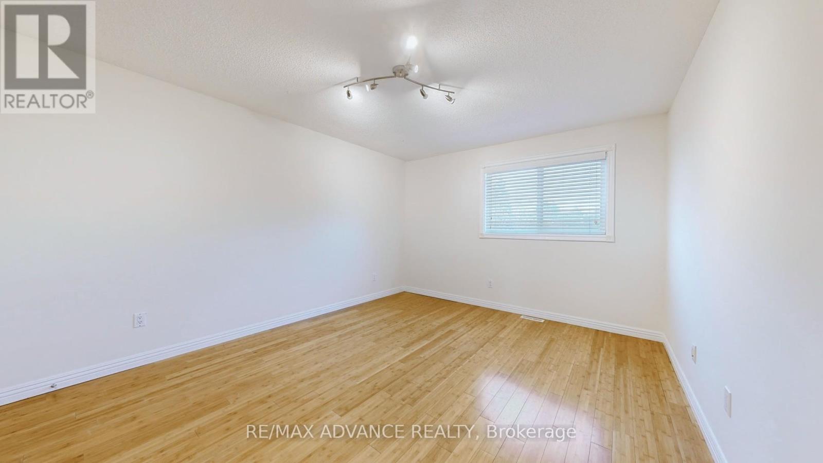Upper - 49 Havenview Road, Toronto, Ontario  M1S 3A4 - Photo 36 - E12368921