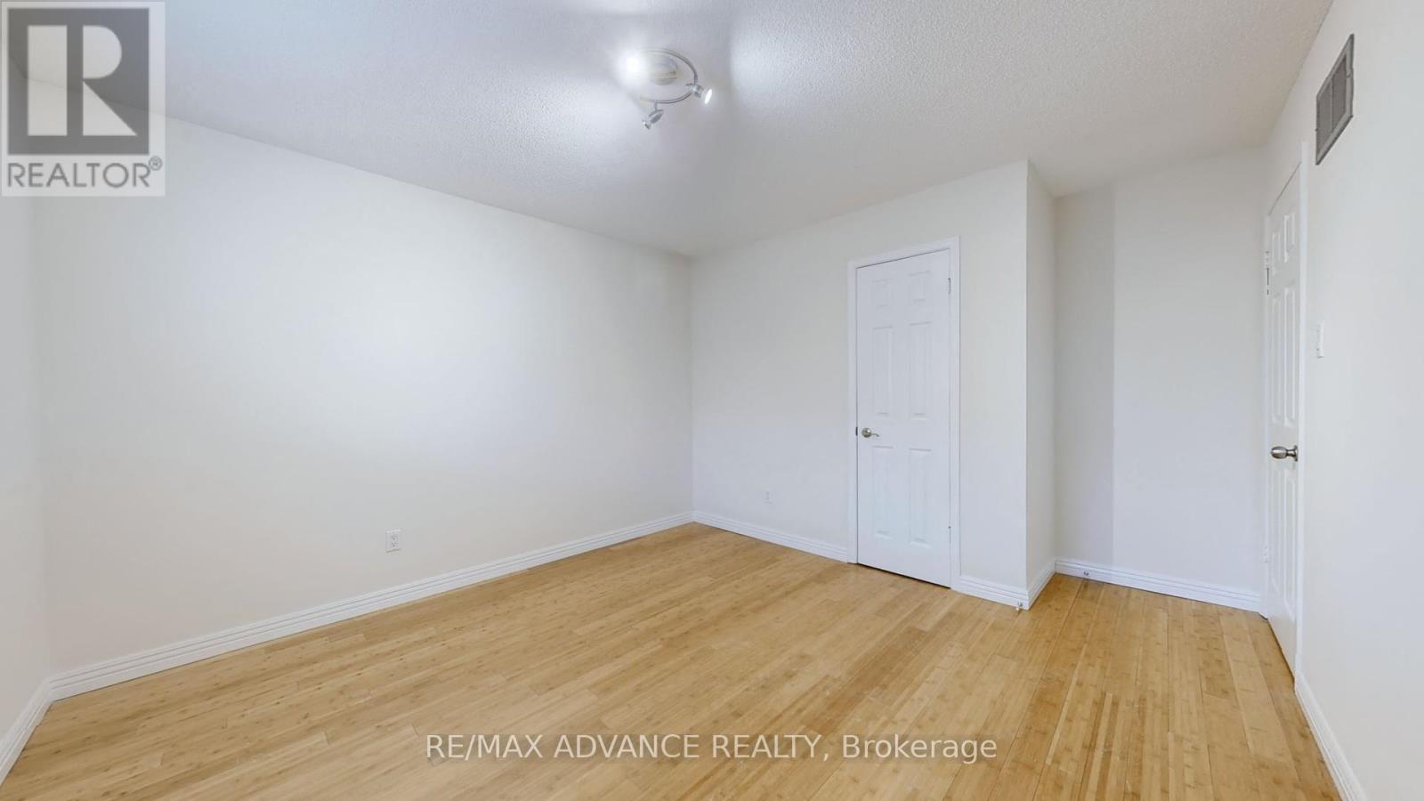 Upper - 49 Havenview Road, Toronto, Ontario  M1S 3A4 - Photo 40 - E12368921
