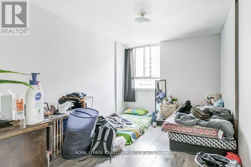 2205 - 1 Massey Square, Toronto, Ontario  M4C 5L4 - Photo 12 - E12368952
