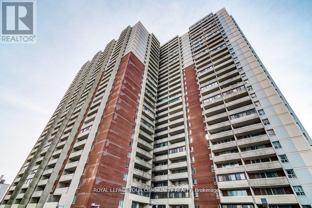 2205 - 1 Massey Square, Toronto, Ontario  M4C 5L4 - Photo 2 - E12368952