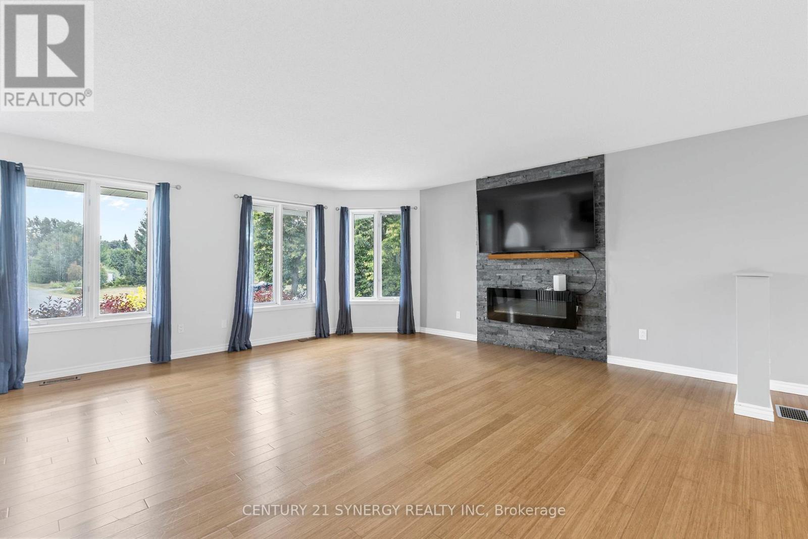 Property at 6709 STANMORE STREET image 4