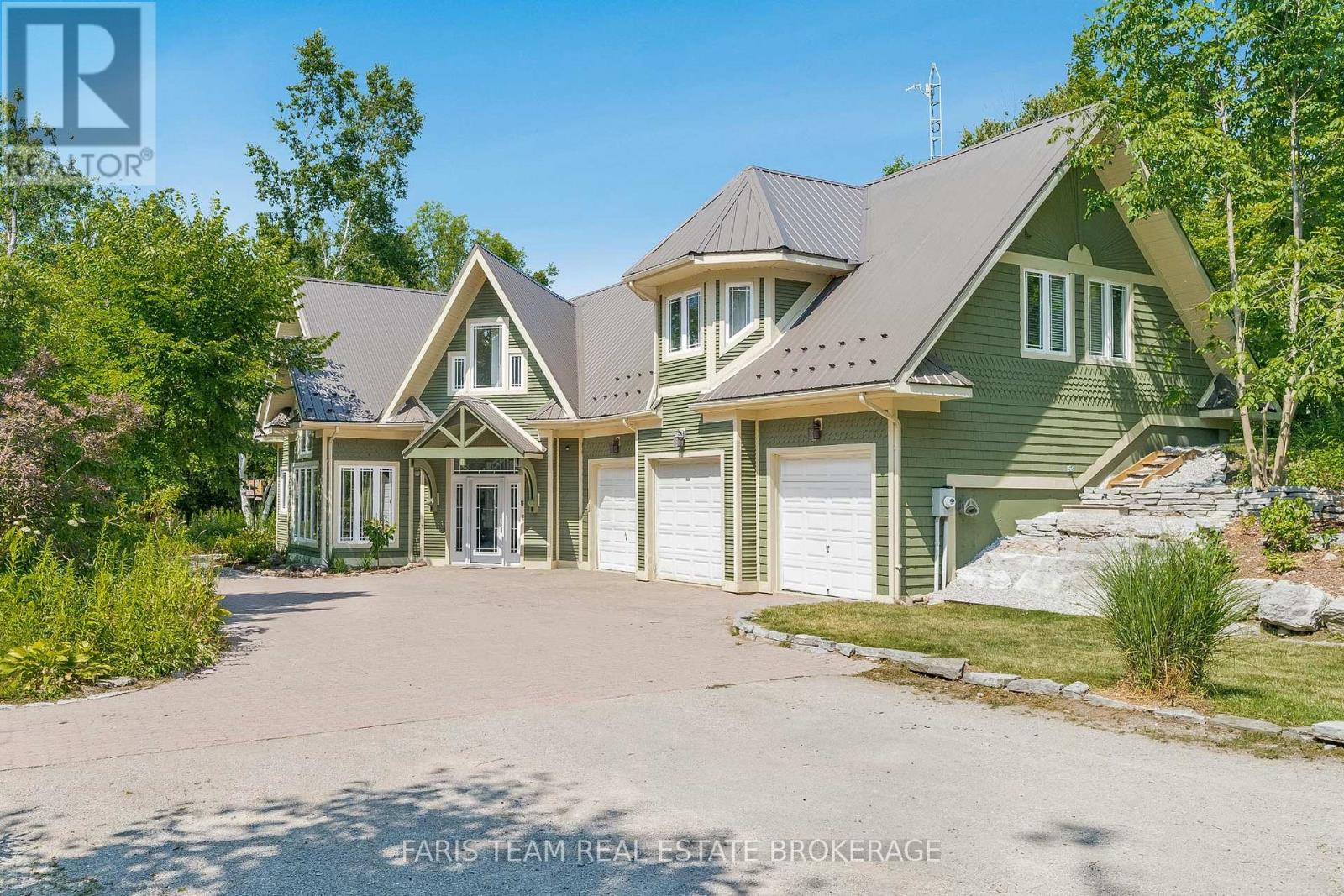 2 Forest Wood Lane, Oro-Medonte, Ontario  L0L 1T0 - Photo 1 - S12368945
