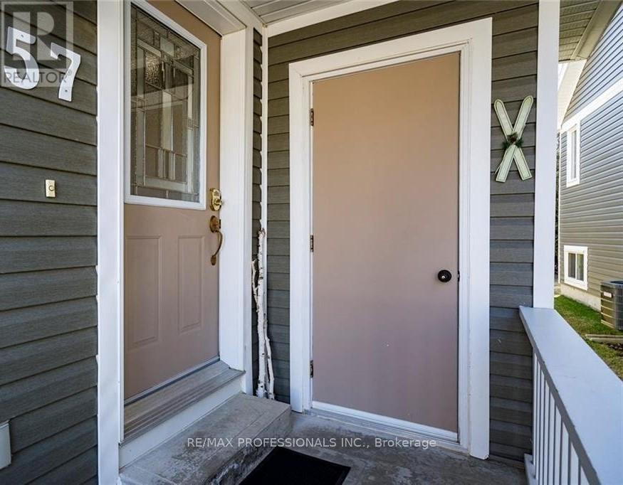 57 Green Briar Drive, Collingwood, Ontario  L9Y 5J2 - Photo 2 - S12368950