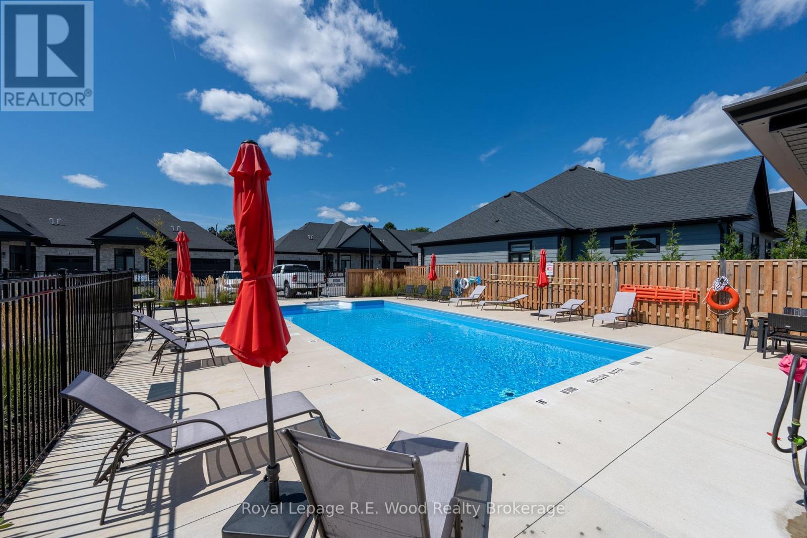 32 - 63 Compass Trail, Central Elgin, Ontario  N5L 0B4 - Photo 4 - X12369063