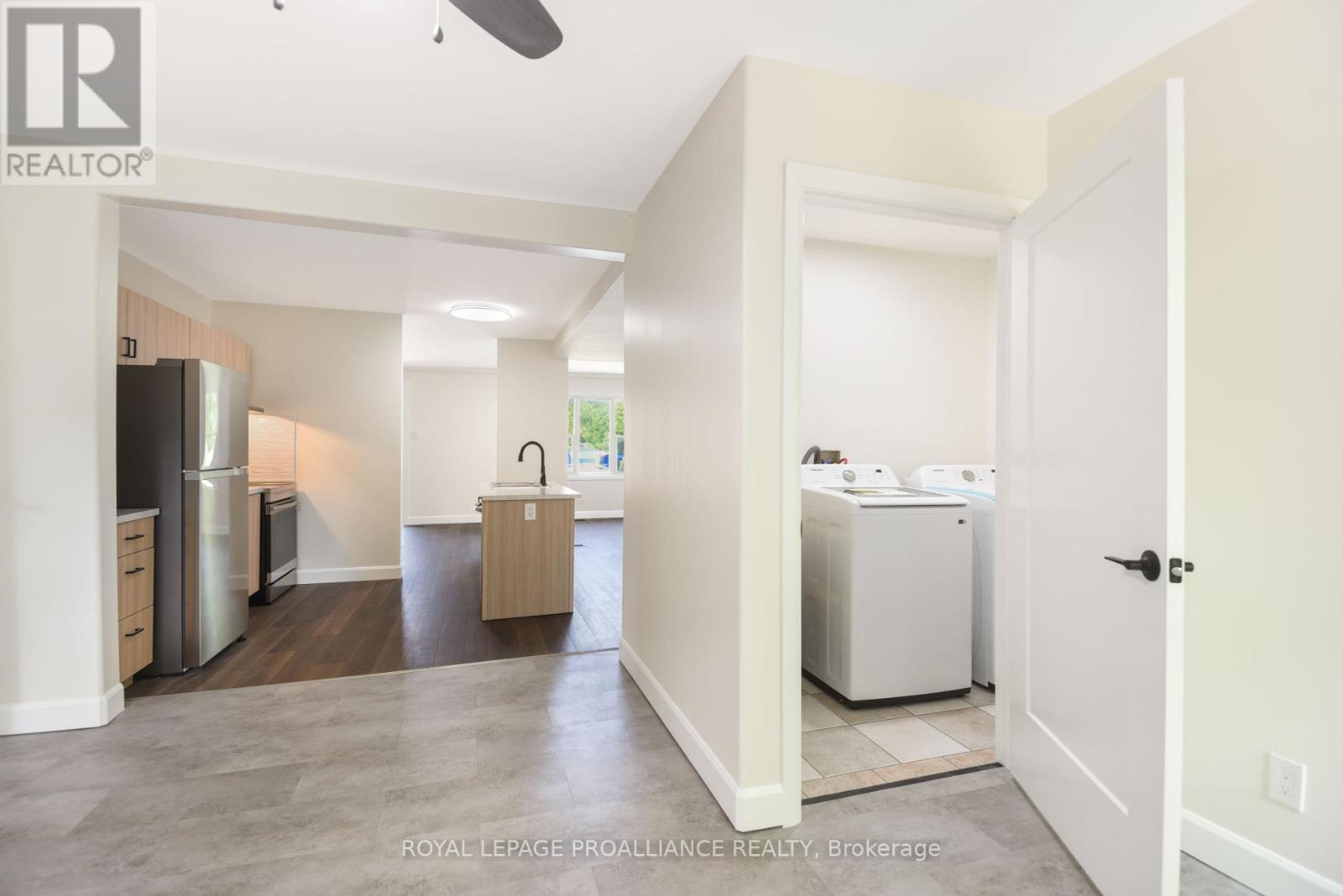 11 Broadway Avenue, Brockville, Ontario  K6V 1T9 - Photo 18 - X12368971