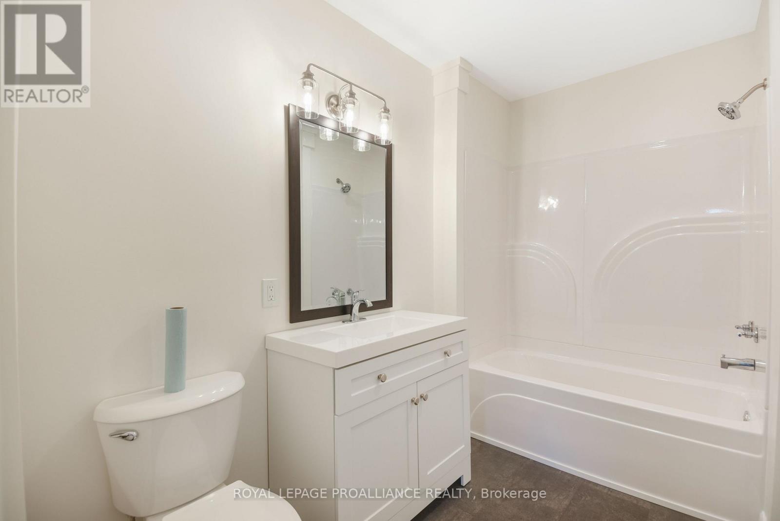 11 Broadway Avenue, Brockville, Ontario  K6V 1T9 - Photo 22 - X12368971