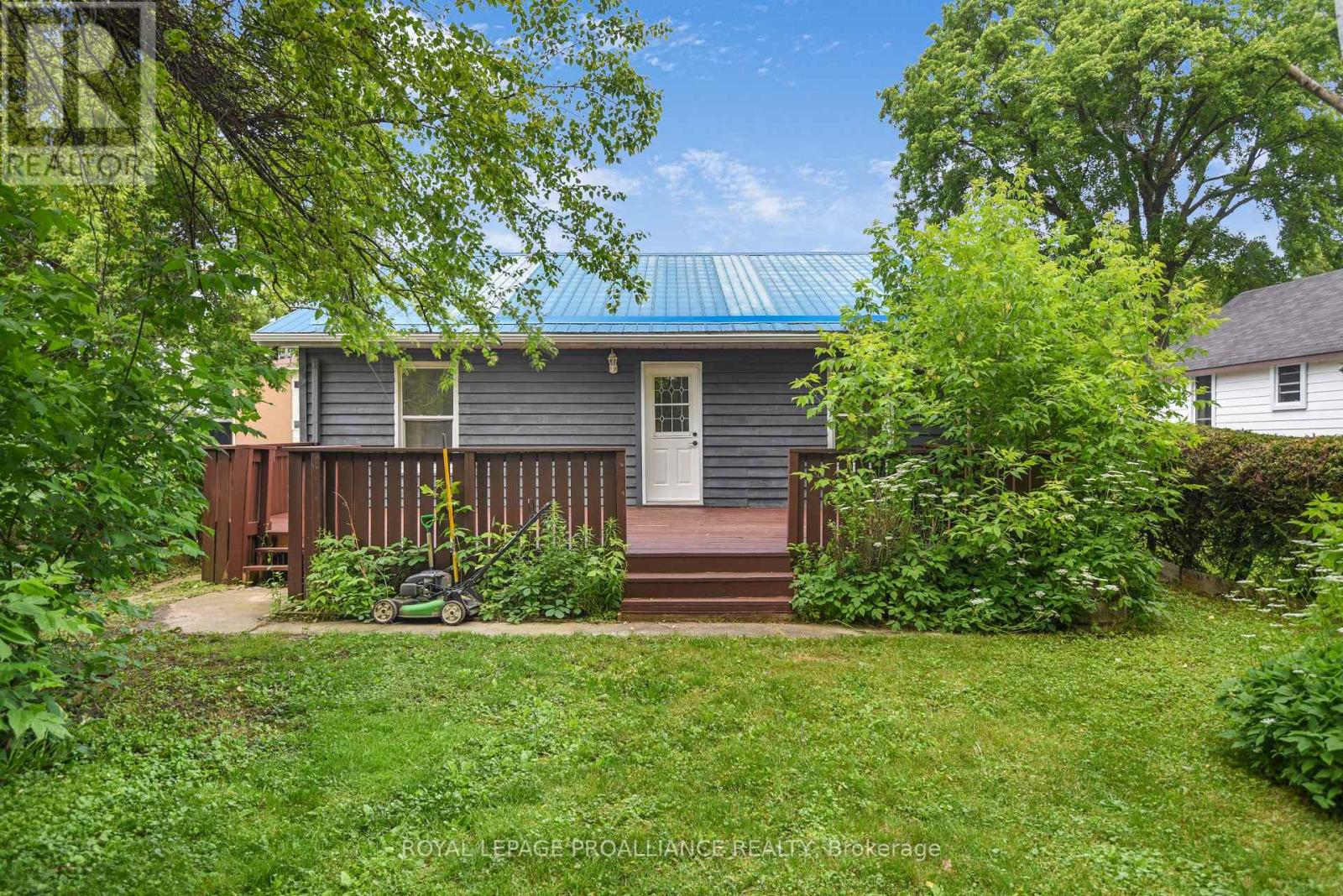 11 Broadway Avenue, Brockville, Ontario  K6V 1T9 - Photo 30 - X12368971