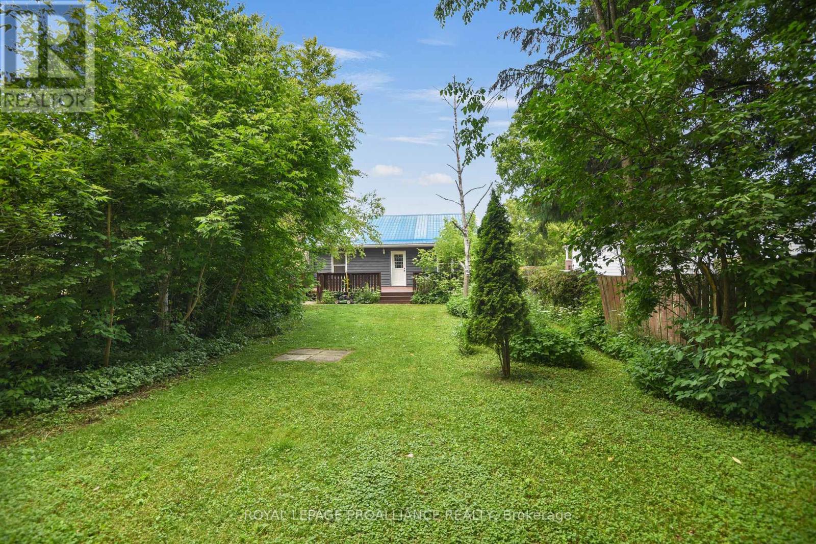 11 Broadway Avenue, Brockville, Ontario  K6V 1T9 - Photo 35 - X12368971