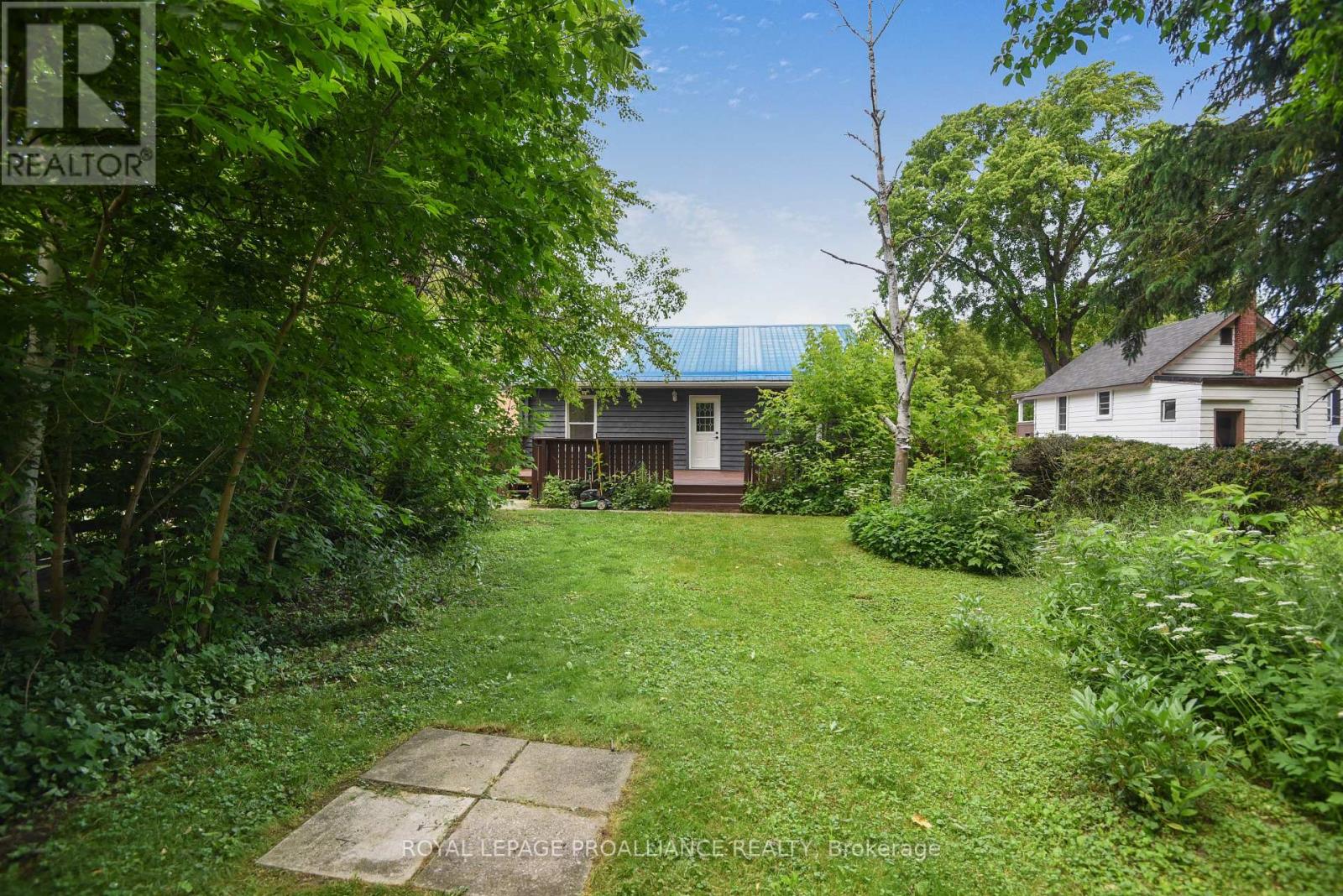 11 Broadway Avenue, Brockville, Ontario  K6V 1T9 - Photo 36 - X12368971