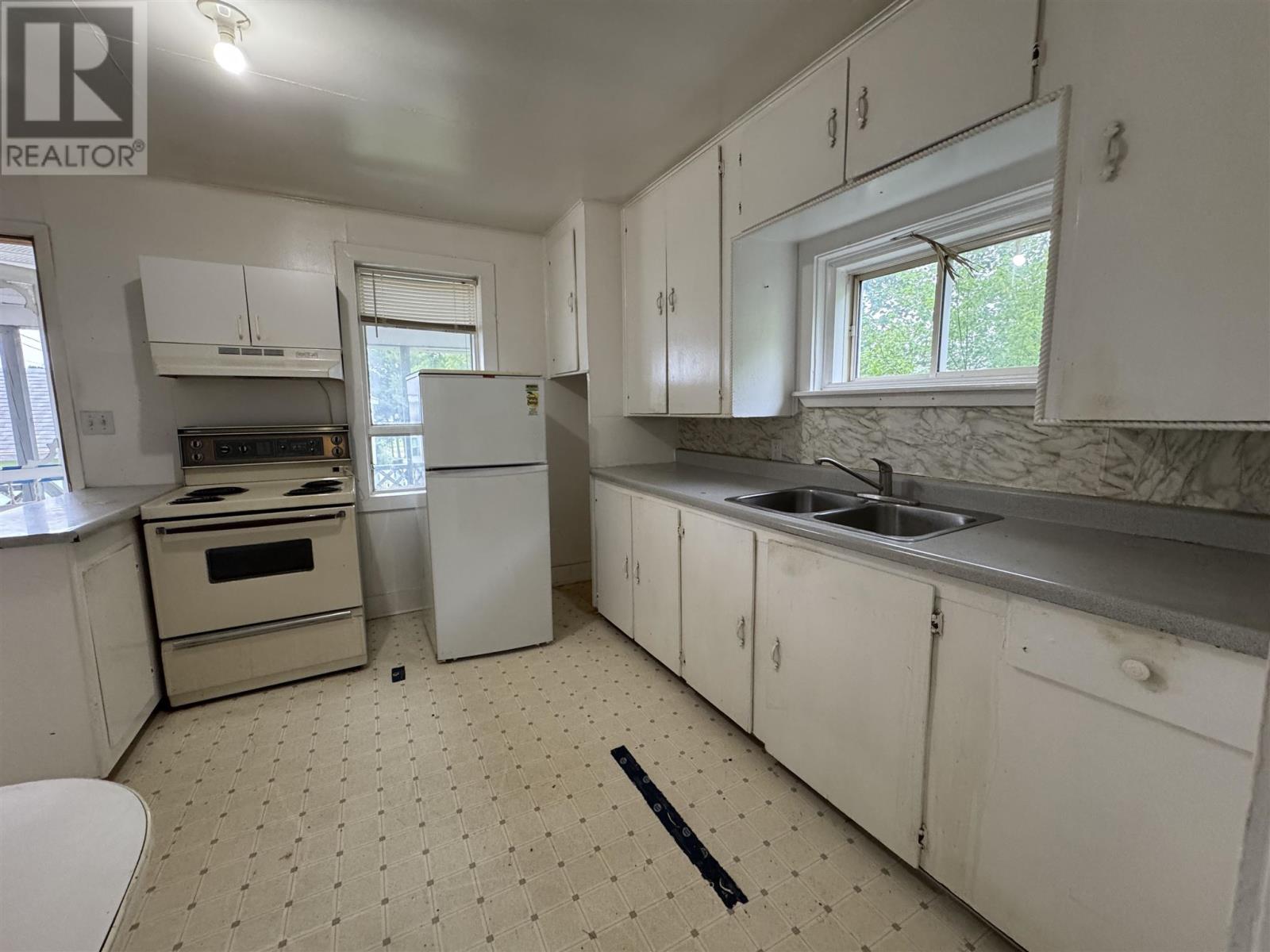 162 Martel Rd, Chapleau, Ontario  P0M 1K0 - Photo 28 - SM252094