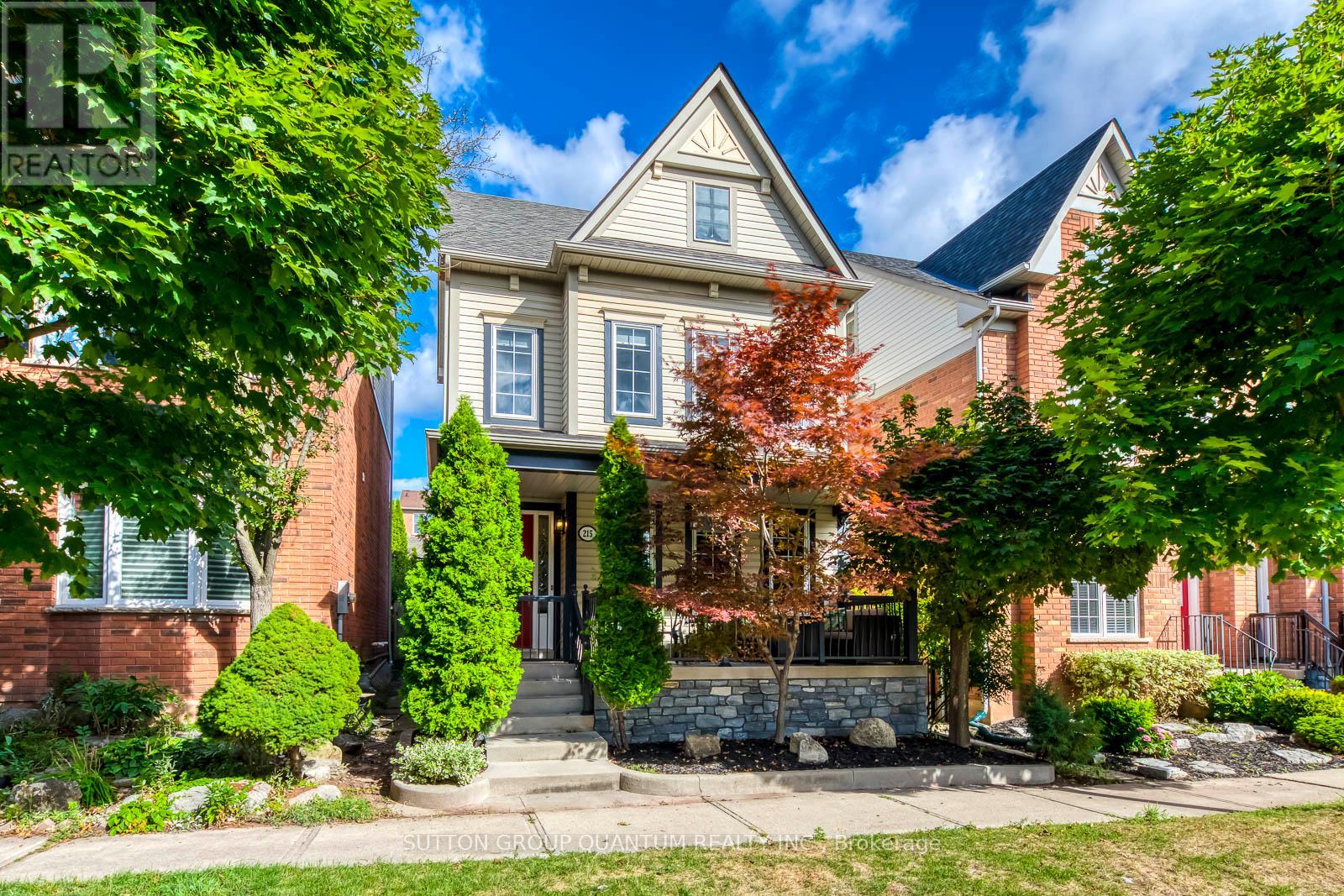 215 Roxton Road, Oakville, Ontario  L6H 6M9 - Photo 2 - W12368928